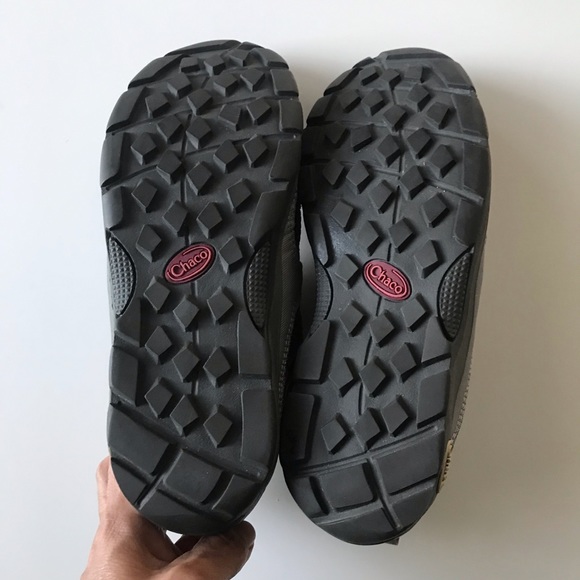 Chaco hiking shoes - Picture 6 of 8